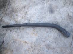 Дворник двери багажника. Toyota Ipsum, ACM21, ACM26W, ACM26, ACM21W Двигатель 2AZFE