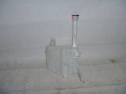Бачок стеклоомывателя. Toyota Camry, ASV50, AVV50, GSV50