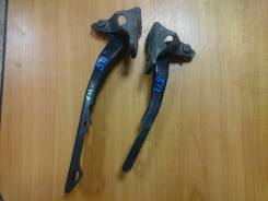 Крепление капота. Honda Fit, GD1 Двигатель L13A