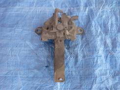 Замок капота. Toyota: Yaris, Echo Verso, Echo, Yaris Verso, Funcargo, bB Двигатели: 1NDTV, 1NZFE, 2NZFE
