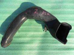Патрубок воздухозаборника. Toyota Voxy, AZR65, AZR60 Toyota Noah, AZR65, AZR60 Двигатель 1AZFSE