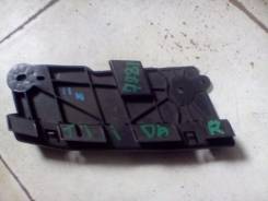 Крепление противотуманной фары. Nissan Tiida, C11, JC11, NC11