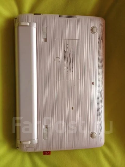 Asus Eee PC 1015PW. 10.1", ��� 2048 ��, WiFi: 1, Bluetooth: 1 ����
