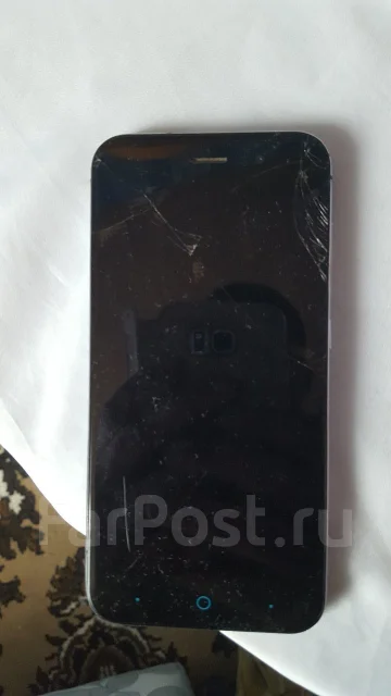 ZTE Blade X7. �/� ����