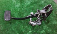 Педаль тормоза. Mitsubishi Diamante, F46A, F34A, F36A, F31AK, F31A, F41A