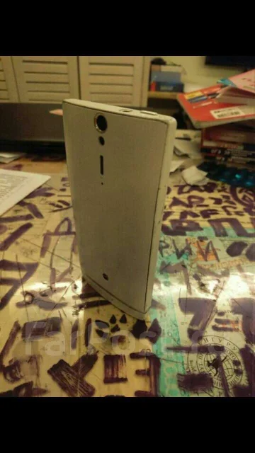 Sony Xperia S. �/� ����