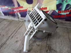 Корпус моторчика печки. Mitsubishi Libero, CB8V, CB2V, CB4W, CD5W, CD2V, CB2W, CB1V, CB8W, CD8V, CB5W, CD8W