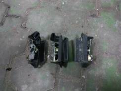 Ручка багажника. Toyota: Allex, Voxy, Corolla Axio, Noah, Corolla Fielder, Isis, Corolla, Innova, Kijang, Corolla Runx Двигатели: 1NZFE, 2ZZGE, 1AZFSE...