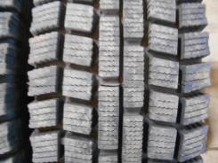 Dunlop DT-2. Зимние, без шипов, 2011 год, износ: 10%, 2 шт