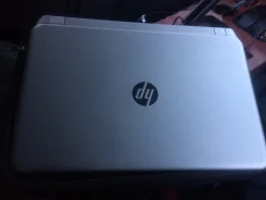 HP Pavilion 15-e006sr. 15", 2,0����, ��� 6 ��, ���� 750���, WiFi, Bluetooth, ����������� �� 4��.