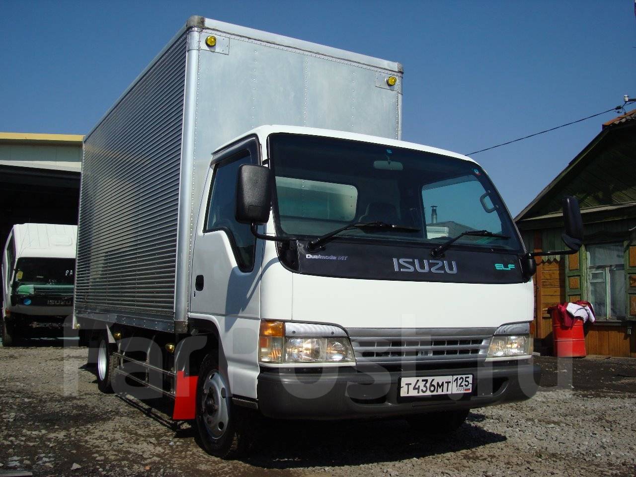 Продать грузовик бу. Продать грузовик бу. Исузу nqr75 отзывы. Машина хендай грузовая синий. Тойота дюна 3 тонны.