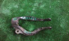 Крепление амортизатора. Mitsubishi Diamante, F46A, F34A, F36A, F31AK, F47A, F31A, F41A
