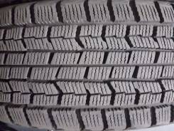 Goodyear Ice Navi Hybrid Zea. Зимние, без шипов, износ: 10%, 1 шт