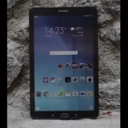 Samsung Galaxy Tab E ����