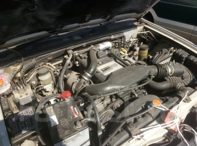 Isuzu Wizard. UES73FW, 4JX1 ����