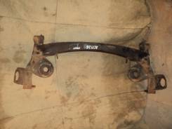 Балка поперечная. Toyota Ipsum, ACM21, ACM26W, ACM26 Toyota Picnic Verso, CLM20, ACM20 Toyota Avensis Verso, ACM20, CLM20 Двигатели: 2AZFE, 1AZFE, 1CD...