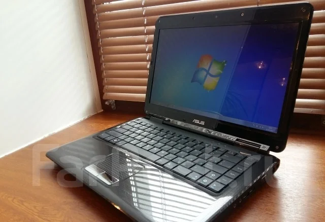 Asus K40AB. 14", 2,2����, ��� 4 ��, WiFi: 1 ����