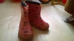 Сапоги резиновые. 23