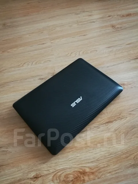 Asus Eee PC 1015BX. 10.1", 1����, ��� 2048 ��, ���� 320���, WiFi: 1, Bluetooth: 1, ����������� �� 5��. ����
