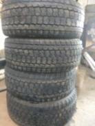 Goodyear Wrangler IP/N. Зимние, без шипов, 2013 год, износ: 10%, 4 шт