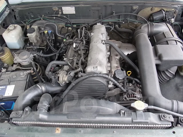 Mazda Proceed Marvie. UVL6R, WLT ����