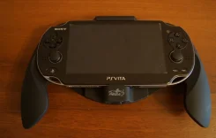 Sony PlayStation Vita ����