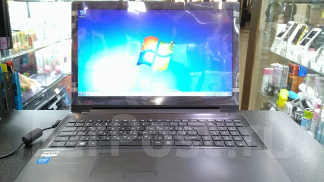 DEXP Aquilon O112. 15.6", 2,2����, ��� 4 ��, ���� 500���, WiFi: 1, Bluetooth: 1, ����������� �� 9��. ����