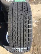 Bridgestone ST30. Зимние, без шипов, 2011 год, износ: 10%, 4 шт