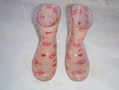 Сапоги резиновые. 24, 25