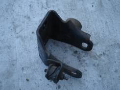 Кронштейн опоры двигателя. Toyota Vista, CV43 Toyota Camry, CV43 Двигатель 3CT