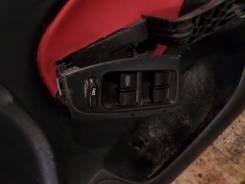 Блок управления стеклоподъемниками. Honda Civic, EK3