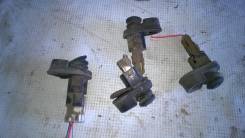 Концевик двери боковой. Nissan Maxima Nissan Cefiro, A32