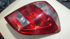 Стоп-сигнал. Toyota Ractis, NCP100, SCP100, NCP105 Двигатели: 1NZFE, 2SZFE
