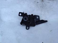 Замок капота. Subaru Forester, SF5, SG5, SF9, SG9 Двигатели: EJ202, EJ205, EJ20G, EJ20J, EJ254, EJ201, EJ255