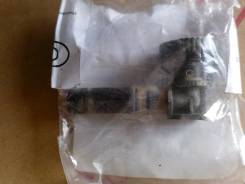 Форсунка омывателя. Toyota: Prius a, Sai, Land Cruiser, Prius, Aqua Двигатели: 2ZRFXE, 2AZFXE, 1URFE, 1NZFXE