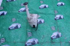 Бачок стеклоомывателя. Toyota: Ipsum, Cynos, Yaris, RAV4, Noah, Matrix, Succeed, Vitz, Corona, Crown, T100, Corsa, bB, Picnic Verso, Carina, Paseo, Vi...