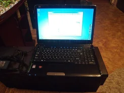 DNS. 15.6", ���� 500���, WiFi, Bluetooth, ����������� �� 3��. ����