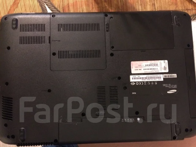 Samsung R540. 15.6", 2,5����, ��� 2048 ��, ���� 320���, WiFi: 1, Bluetooth: 1, ����������� �� 2��. ����
