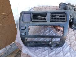 Консоль центральная. Toyota Sprinter, AE100 Двигатель 5AFE