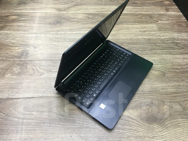 DEXP. 15.6", 2 160����, ��� 4 ��, ���� 500���, WiFi: 1, Bluetooth: 1, ����������� �� 2��. ��� ����� �� ������������ ����