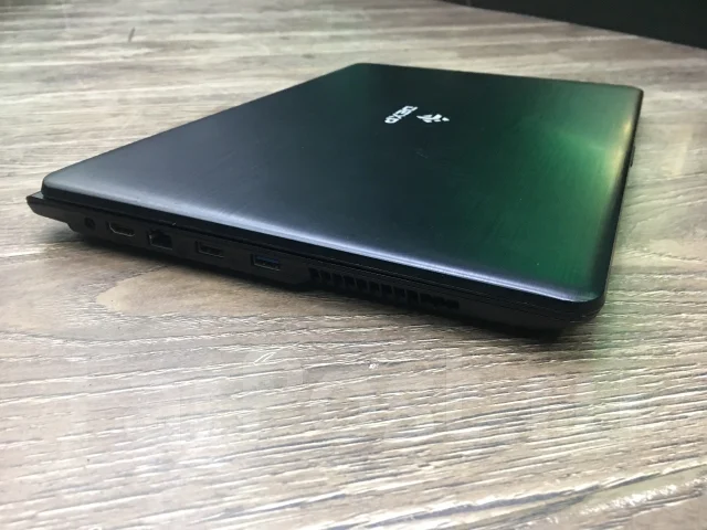 DEXP. 15.6", 2 160����, ��� 4 ��, ���� 500���, WiFi: 1, Bluetooth: 1, ����������� �� 2��. ��� ����� �� ������������ ����