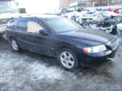 Volvo V70. 2 4