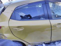 ДВЕРЬ MAZDA DEMIO