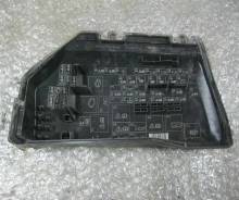 Крышка блока предохранителей. Ford Mondeo
