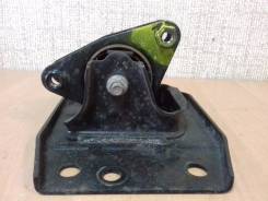 Подушка АКПП с кронштейном Mazda Bongo SK82V F8