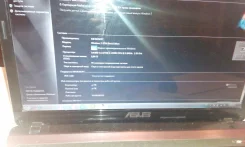 Asus X53S. 15.6", 2,2����, ��� 8 ��, ���� 650���, WiFi, Bluetooth, ����������� �� 5��. ����
