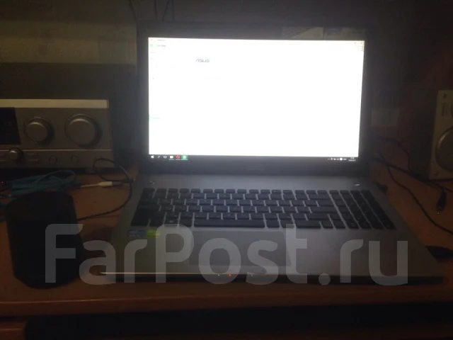 Asus N56VV-S4039H. 15.6", 2,6����, ��� 8 ��, ���� 750���, WiFi: 1 ����