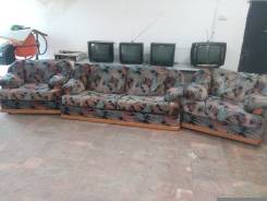 Гарнитуры мягкие.
