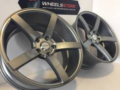 Vossen. 8.0x17, 5x100.00, ET28