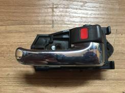 Ручка двери внутренняя. Toyota Cresta, JZX105, GX105, JZX100, JZX101, GX100, LX100 Toyota Mark II, GX105, JZX105, JZX100, GX100, JZX101, LX100 Toyota...